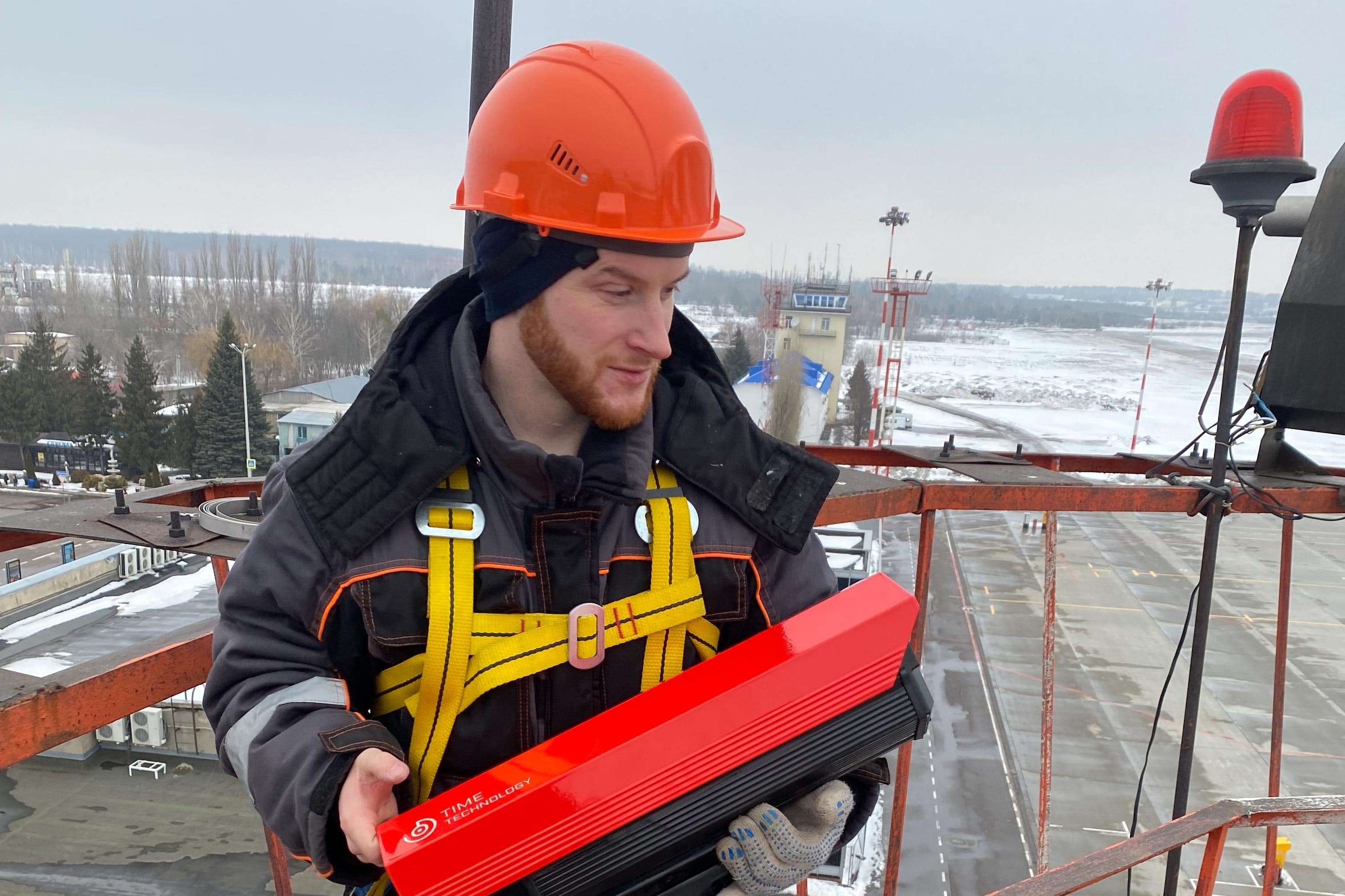 Установка таймлапс камеры на осветительной мачте