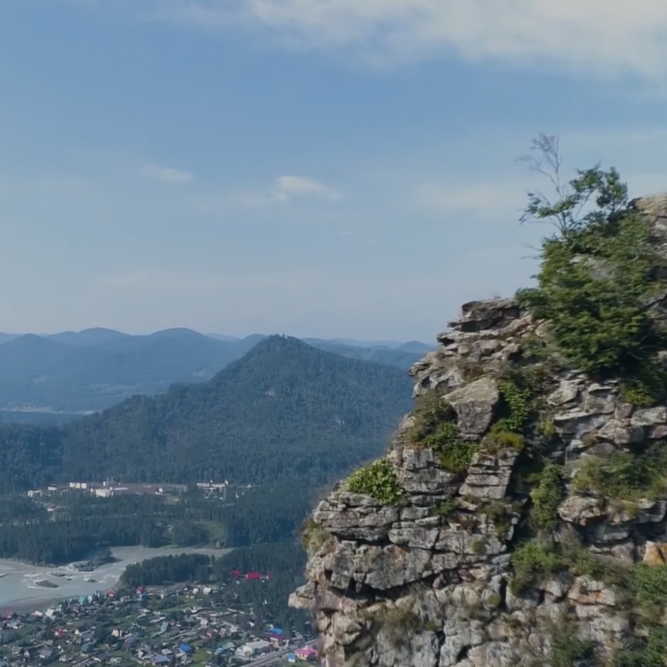 Вид с горы курорта Манжерок