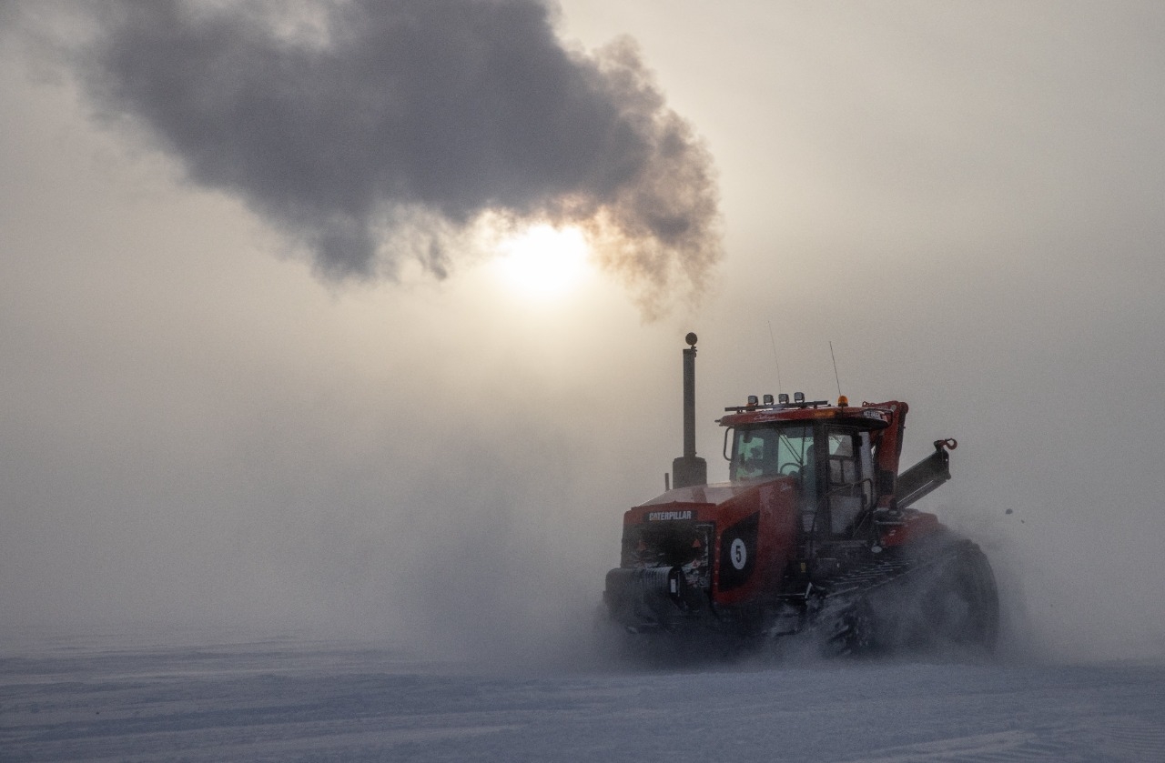 Техника за работой на станции Восток
