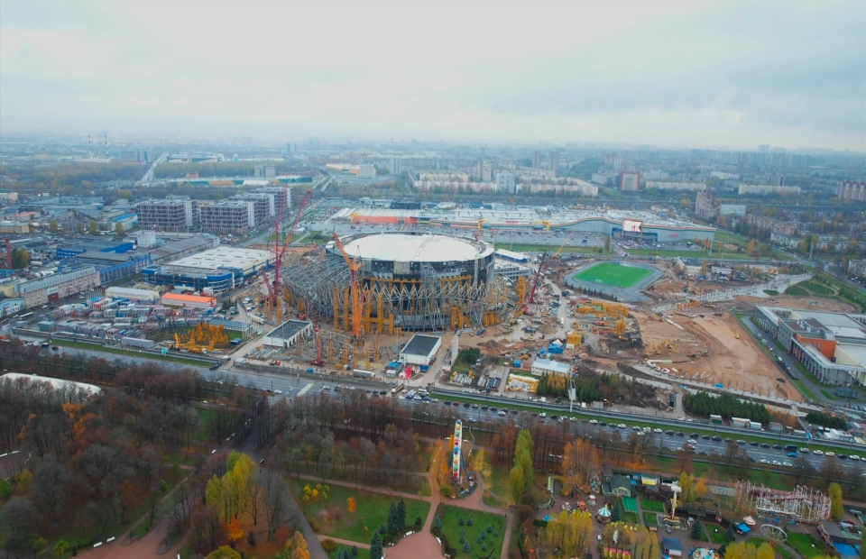 Фото строительства здания